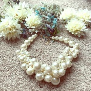 Bubble Pearl Necklace